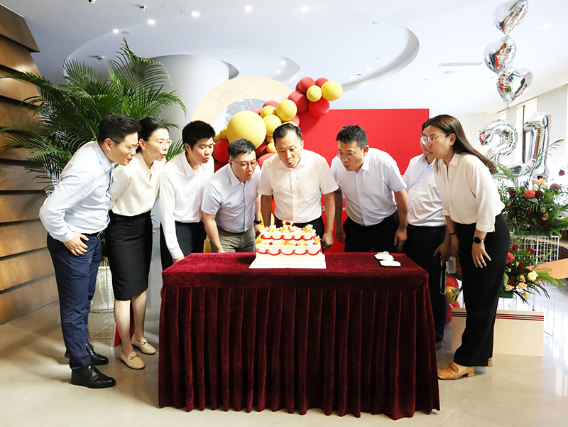 二十一载 智造未来丨贺bv伟德国际1946股份廿一诞辰，再启新篇